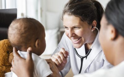 Archivo accessHealth: EL CENTRO DE SALUD COMUNITARIO LIVE WELL DE BUCKNER DA LA BIENVENIDA A UNA NUEVA ENFERMERA ESPECIALIZADA Y A UN NUEVO DENTISTA, AMBOS APORTAN GRANDES DOSIS DE ATENCIÓN COMPASIVA